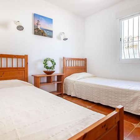 Nice Apartment In Cumbre Del Sol With Wifi Eksteriør billede