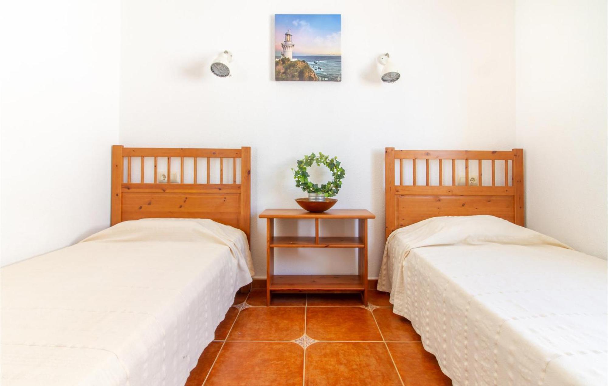 Nice Apartment In Cumbre Del Sol With Wifi Eksteriør billede