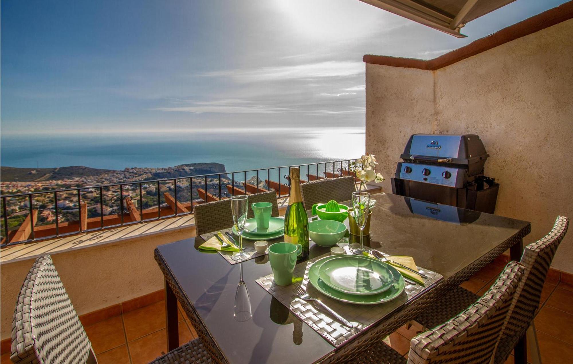 Nice Apartment In Cumbre Del Sol With Wifi Eksteriør billede