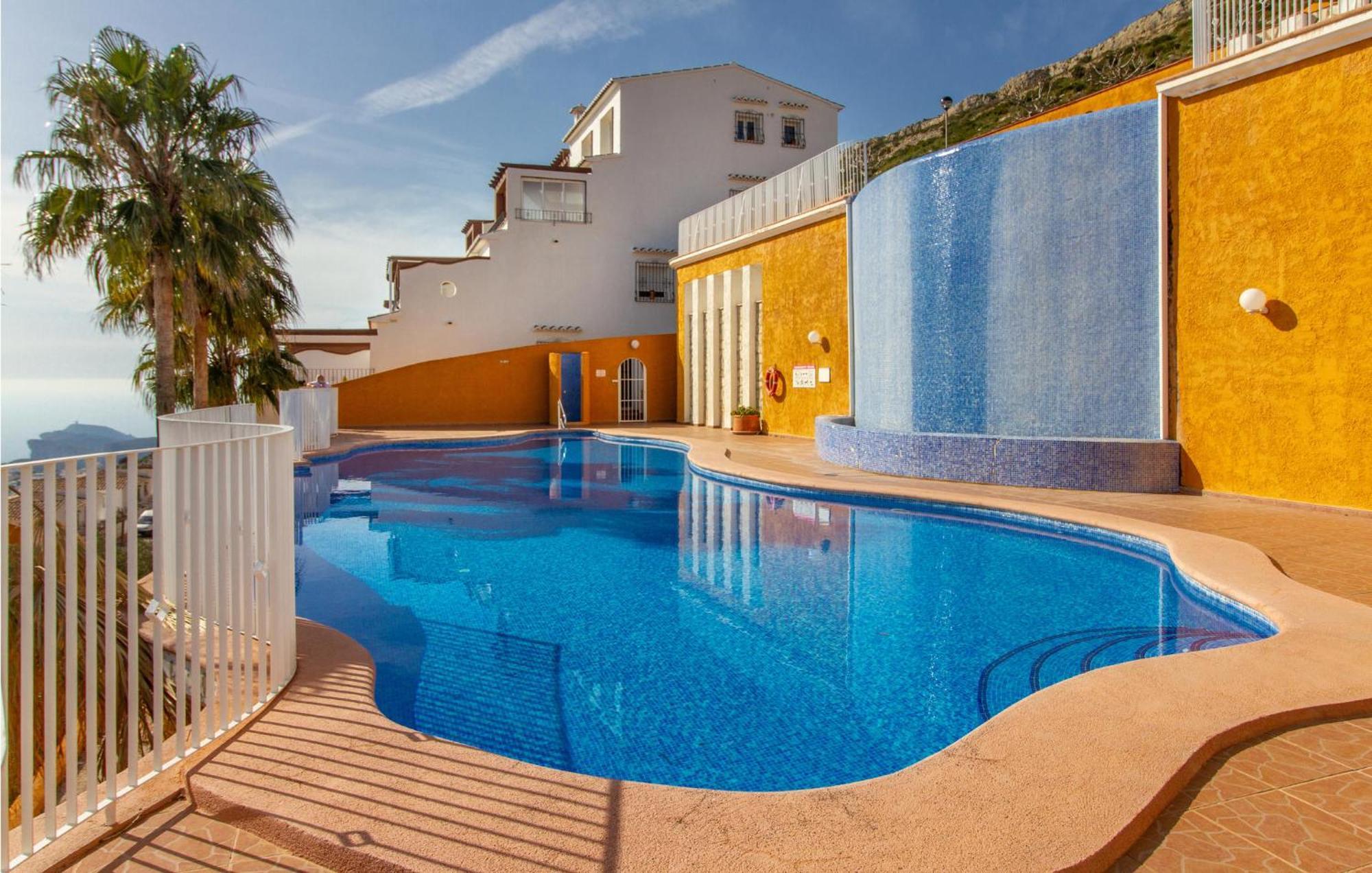 Nice Apartment In Cumbre Del Sol With Wifi Eksteriør billede